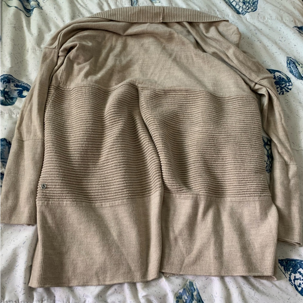 Lululemon Sit in Lotus Cardigan size Medium - Picture 6 of 9